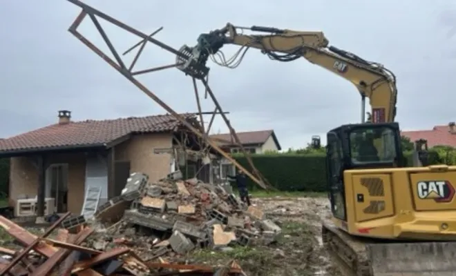 Démolition, Saint-Georges-de-Reneins, MUTIN TP